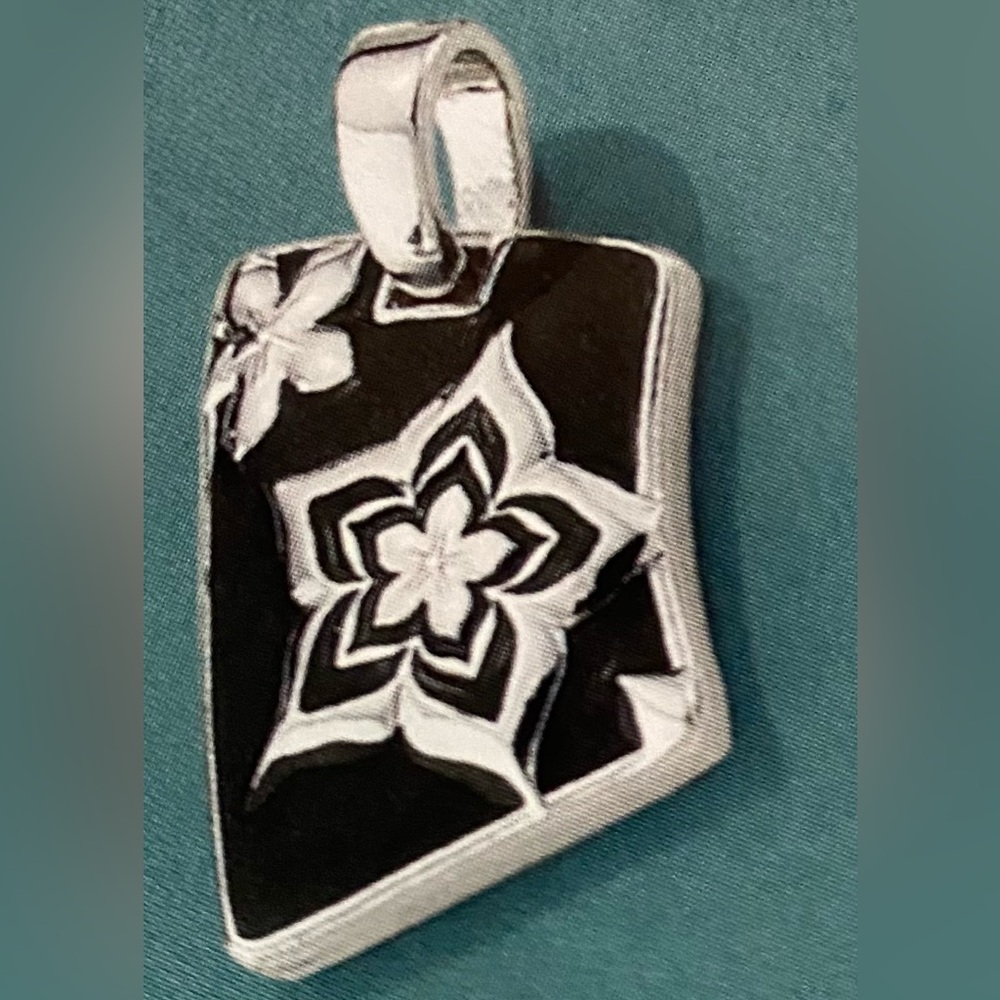 Lia Sophia “Anise” Slide Pendant